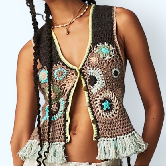 Free People Desert Rose Crochet Small Brown Handcrafted Button Fringe Boho Vest - Picture 4 of 7